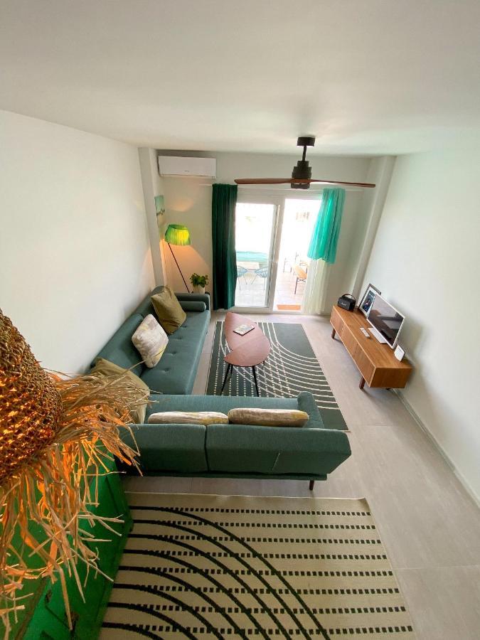 Apartamento Cozy House - Sun, Parking, Wifi, Pool *