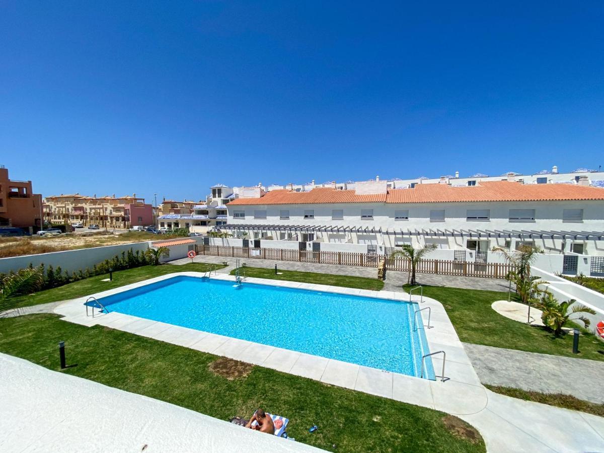 Cozy House - Sun, Parking, Wifi, Pool Tarifa