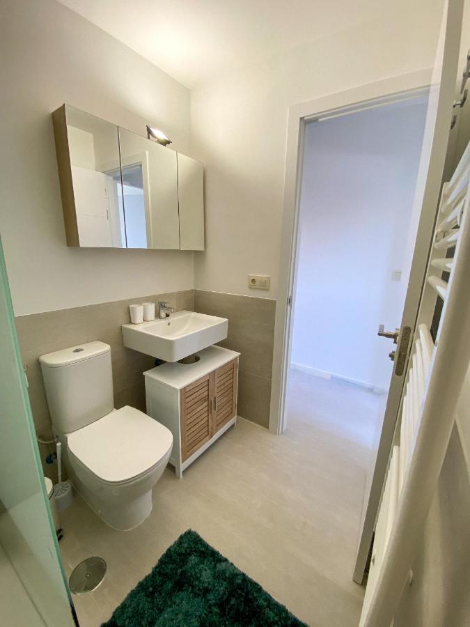 Apartamento Cozy House - Sun, Parking, Wifi, Pool *